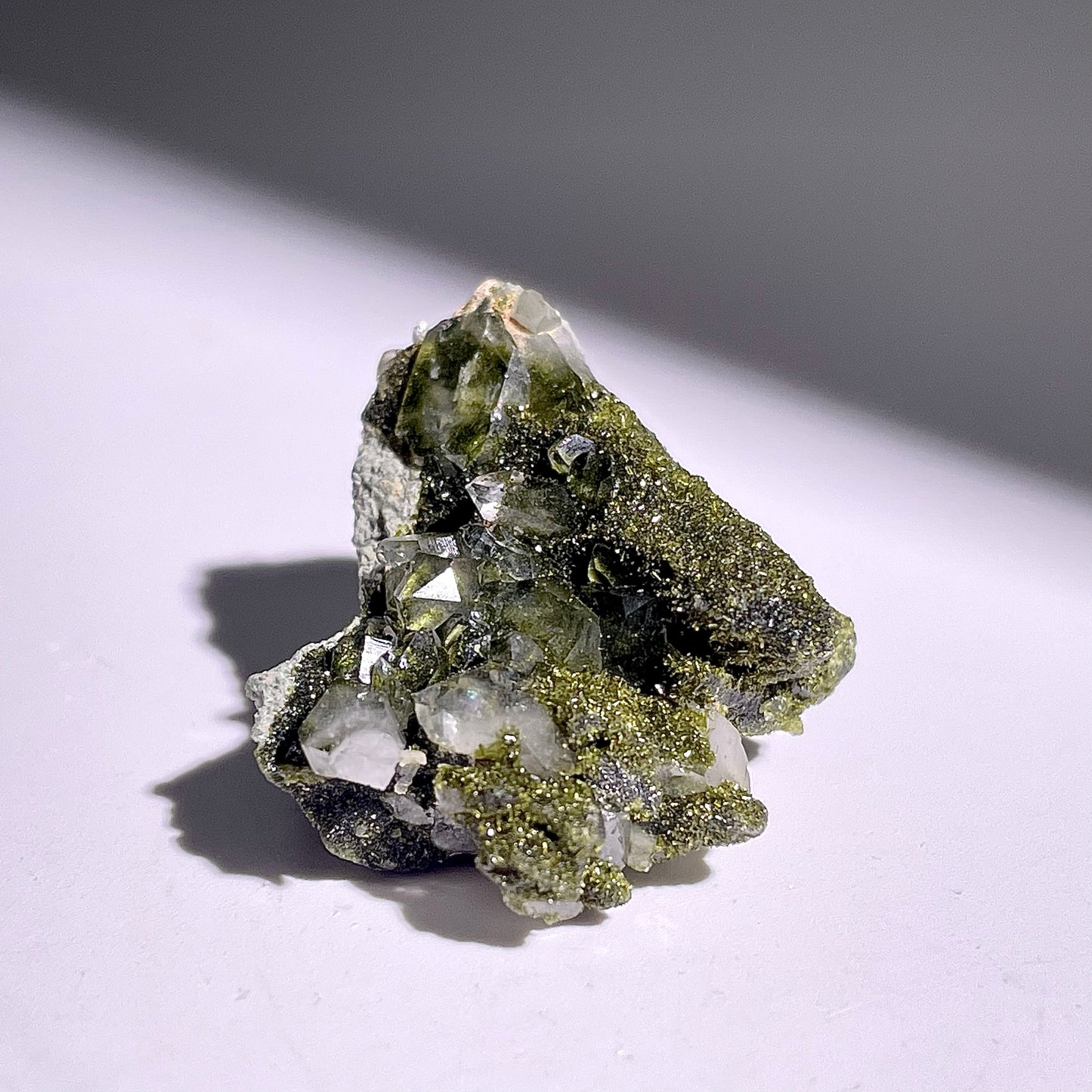 A241◇１点物◇エピドート  クラスター◇31×22×14mm◇天然石・鉱物・パワーストーン