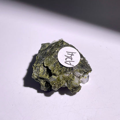 A241◇１点物◇エピドート  クラスター◇31×22×14mm◇天然石・鉱物・パワーストーン