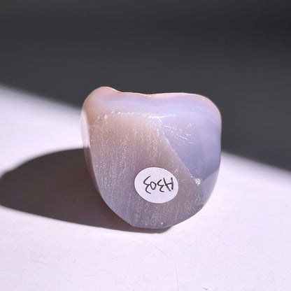 A303◇１点物◇瑪瑙  クラスター◇48×39×34mm◇天然石・鉱物・パワーストーン