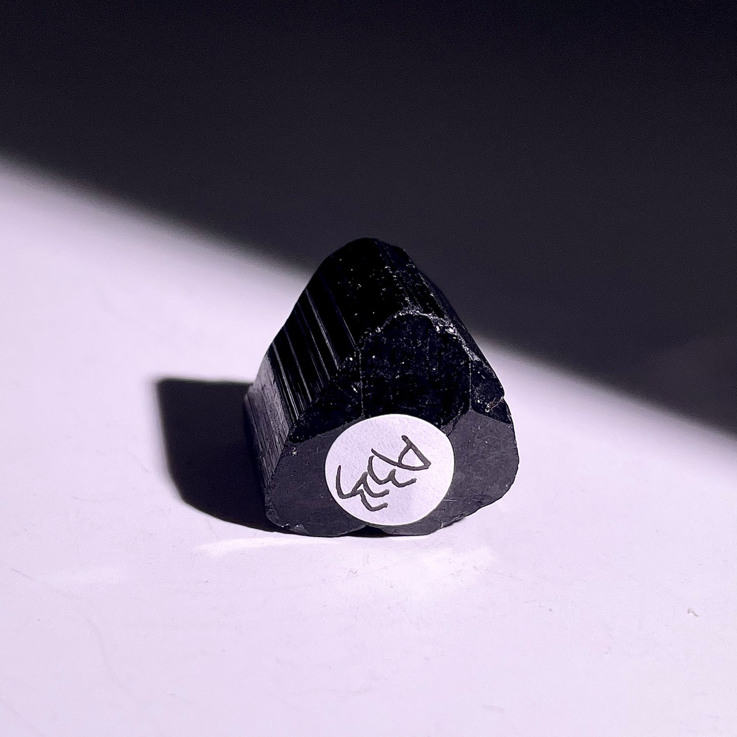 A323◇１点物◇ブラックトルマリン◇19×19×18mm◇天然石・鉱物・パワーストーン