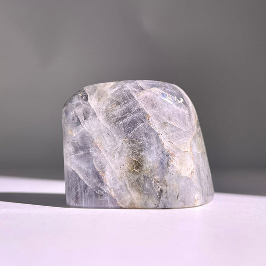 A334◇１点物◇ラブラドライト 原石◇41×43×28mm◇天然石・鉱物・パワーストーン