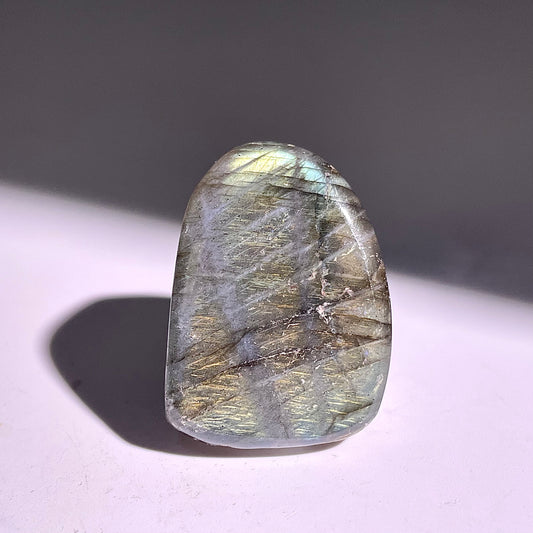 A338◇１点物◇ラブラドライト 原石◇34×25×19mm◇天然石・鉱物・パワーストーン