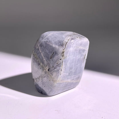 A359◇１点物◇ラブラドライト 原石◇46×40×29mm◇天然石・鉱物・パワーストーン