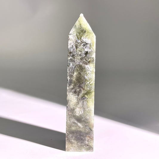 B617◇１点物◇緑マイカ ピラー◇145×30×27mm◇天然石・鉱物・パワーストーン