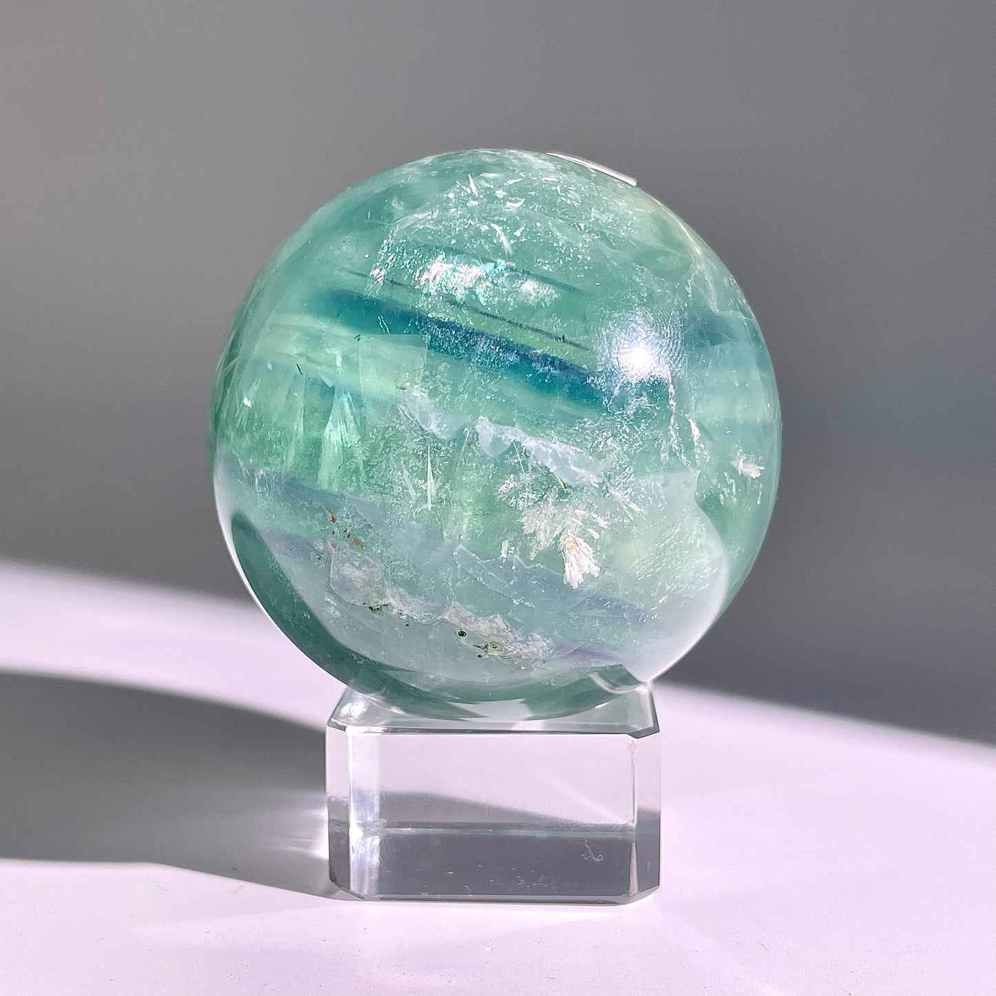 B632◇１点物◇フェザーフローライト ボール◇60×60×60mm◇天然石・鉱物・パワーストーン