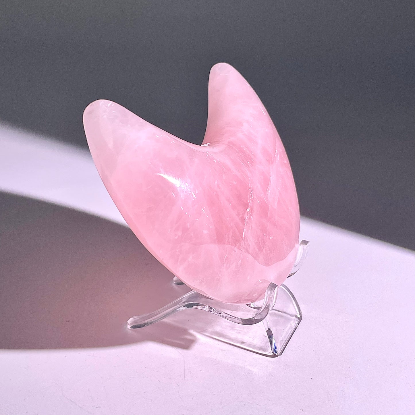 B648◇１点物◇ローズクォーツ ムーン◇107×55×27mm◇天然石・鉱物・パワーストーン