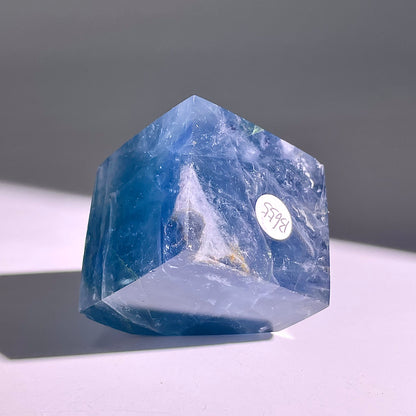 B655◇ブルーフローライト スクエア◇39×36×38mm◇天然石・鉱物・パワーストーン