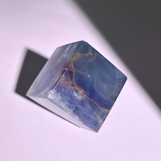 B657◇ブルーフローライト スクエア◇36×35×36mm◇天然石・鉱物・パワーストーン