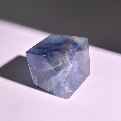 B657◇ブルーフローライト スクエア◇36×35×36mm◇天然石・鉱物・パワーストーン