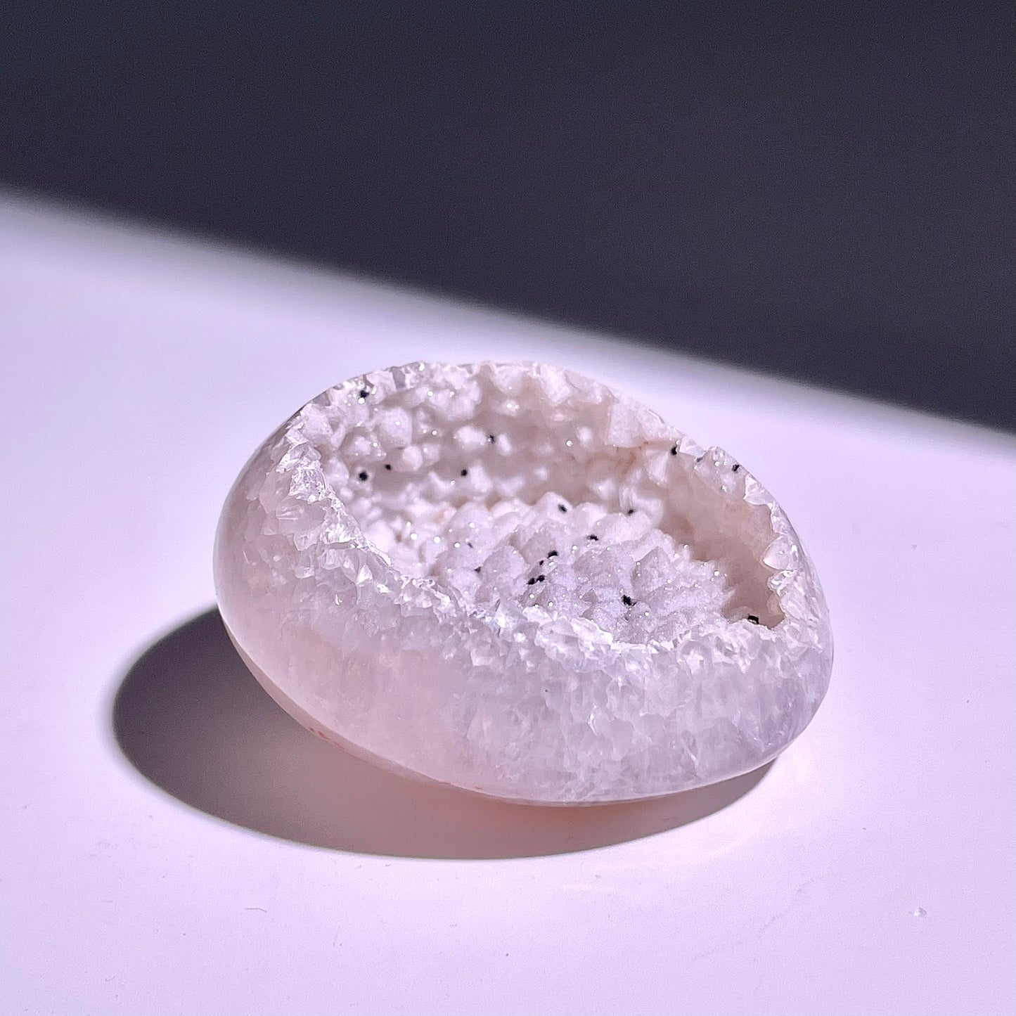 B661◇彩晶マシュマロ エッグ◇52×43×26mm◇天然石・鉱物・パワーストーン