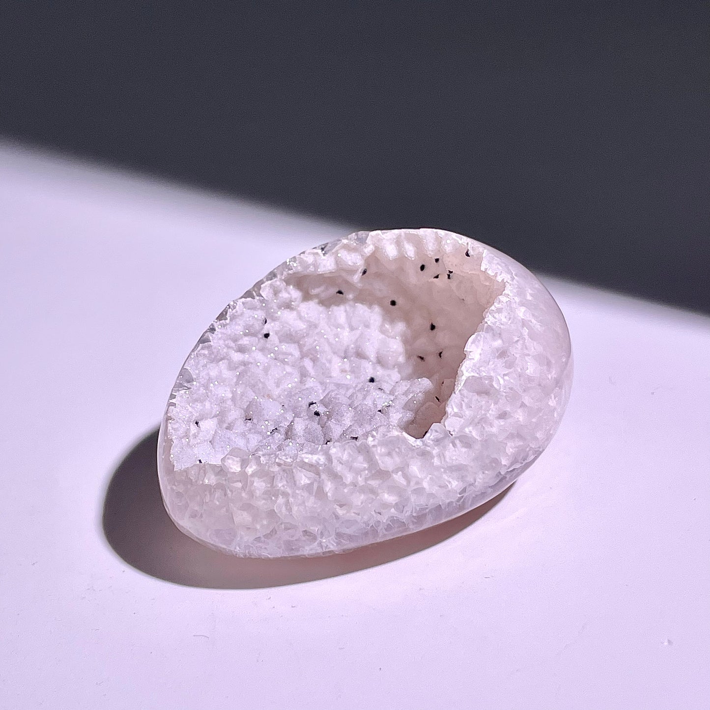 B661◇彩晶マシュマロ エッグ◇52×43×26mm◇天然石・鉱物・パワーストーン