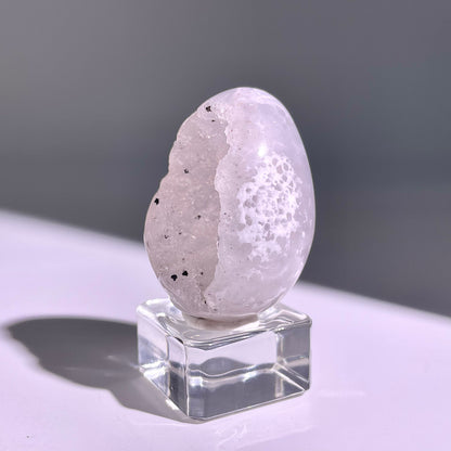B664◇彩晶マシュマロ エッグ◇49×38×33mm◇天然石・鉱物・パワーストーン