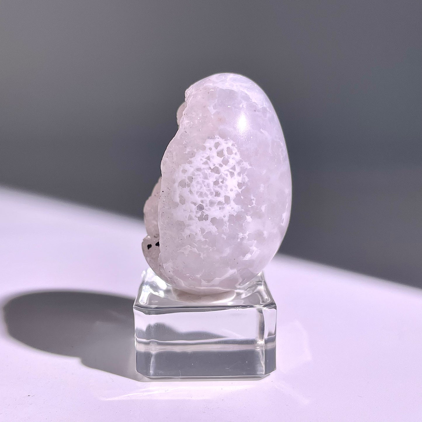 B664◇彩晶マシュマロ エッグ◇49×38×33mm◇天然石・鉱物・パワーストーン
