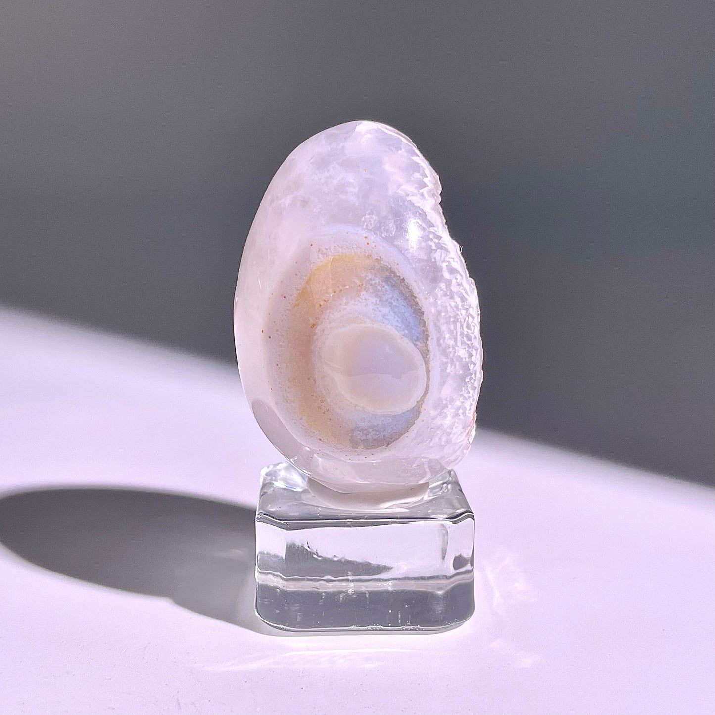 B665◇彩晶マシュマロ エッグ◇43×33×29mm◇天然石・鉱物・パワーストーン
