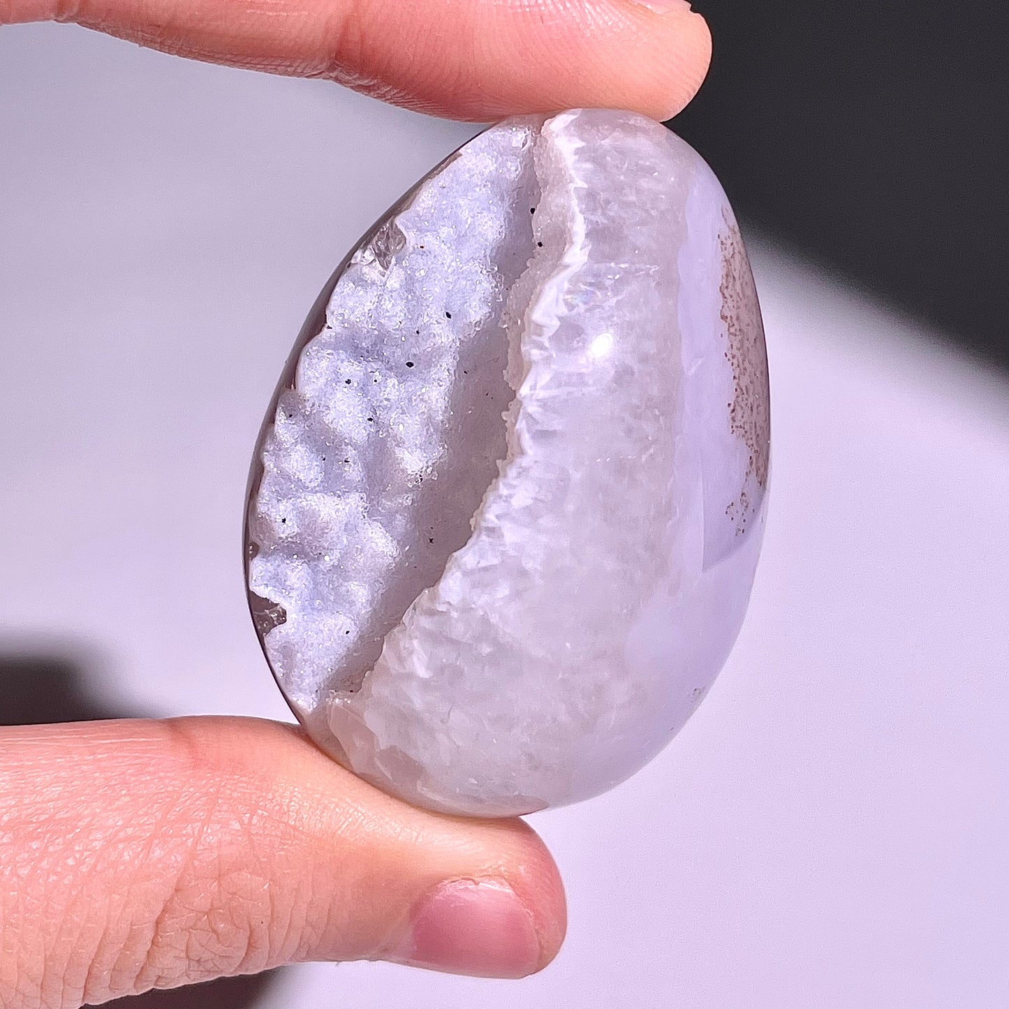 B667◇彩晶マシュマロ エッグ◇45×33×30mm◇天然石・鉱物・パワーストーン