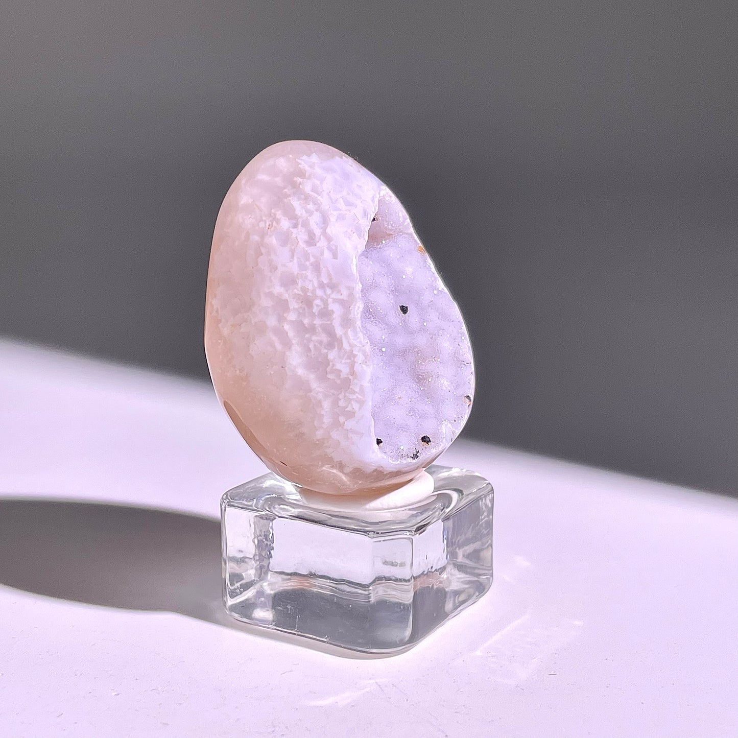 B668◇彩晶マシュマロ エッグ◇39×29×24mm◇天然石・鉱物・パワーストーン