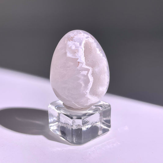B669◇彩晶マシュマロ エッグ◇36×27×26mm◇天然石・鉱物・パワーストーン
