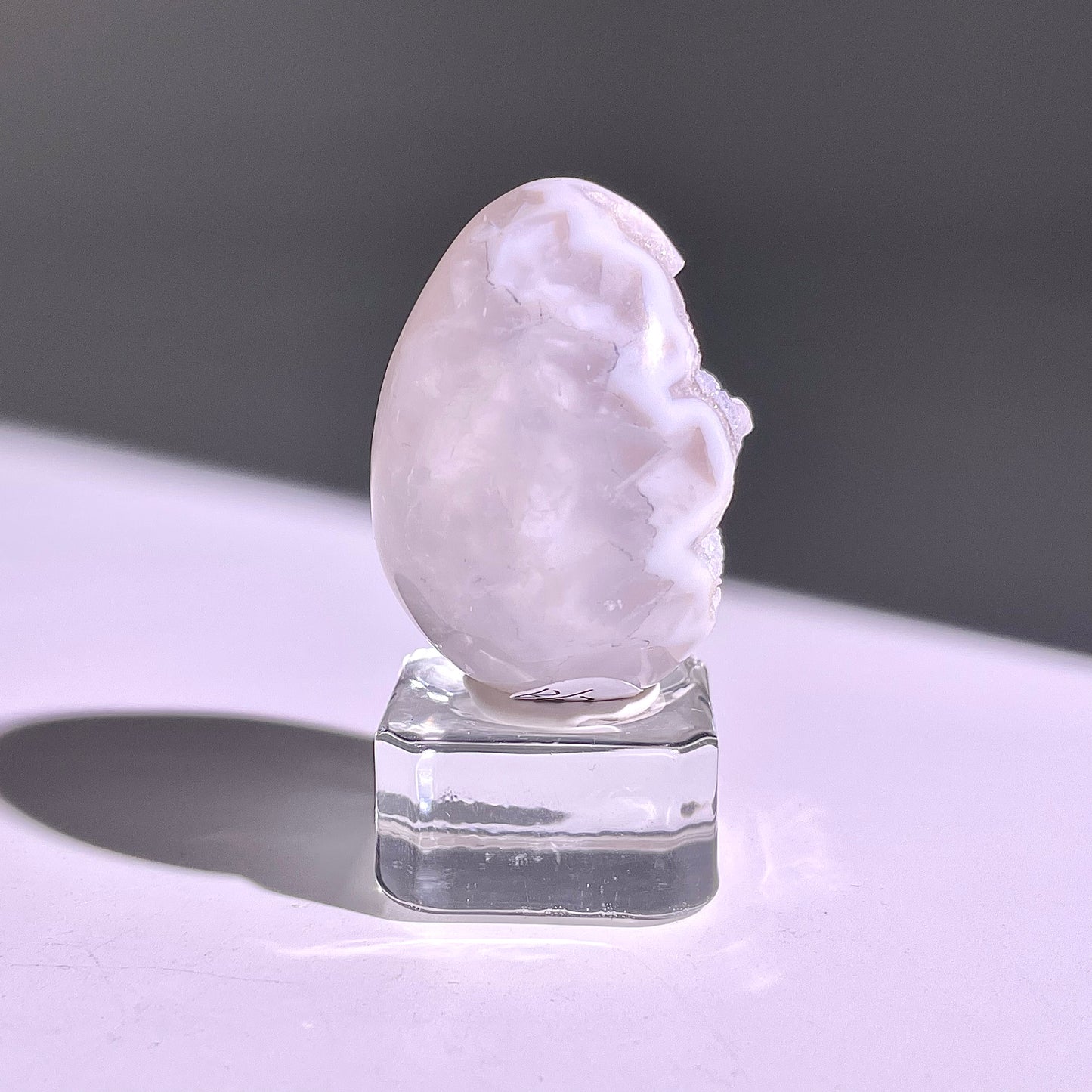 B670◇彩晶マシュマロ エッグ◇38×29×27mm◇天然石・鉱物・パワーストーン