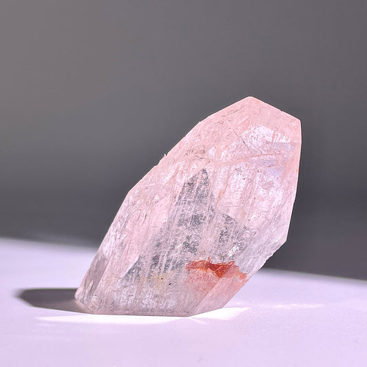 B677◇１点物◇ピンクアゼツライト 不規則◇60×29×22mm◇天然石・鉱物・パワーストーン