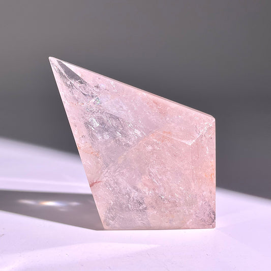 B680◇ピンクアゼツライト 不規則◇86×56×23mm◇天然石・鉱物・パワーストーン