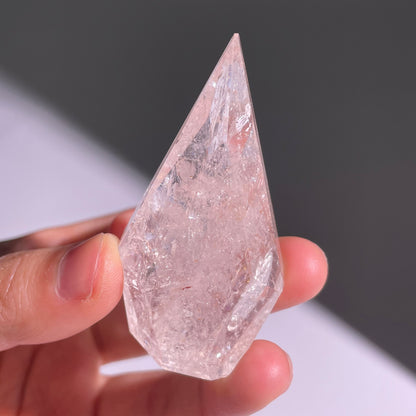 B686◇ピンクアゼツライト 不規則◇62×32×19mm◇天然石・鉱物・パワーストーン