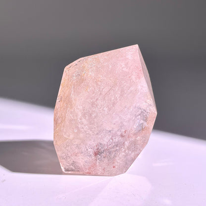 B689◇１点物◇ピンクアゼツライト 不規則◇61×38×27mm◇天然石・鉱物・パワーストーン