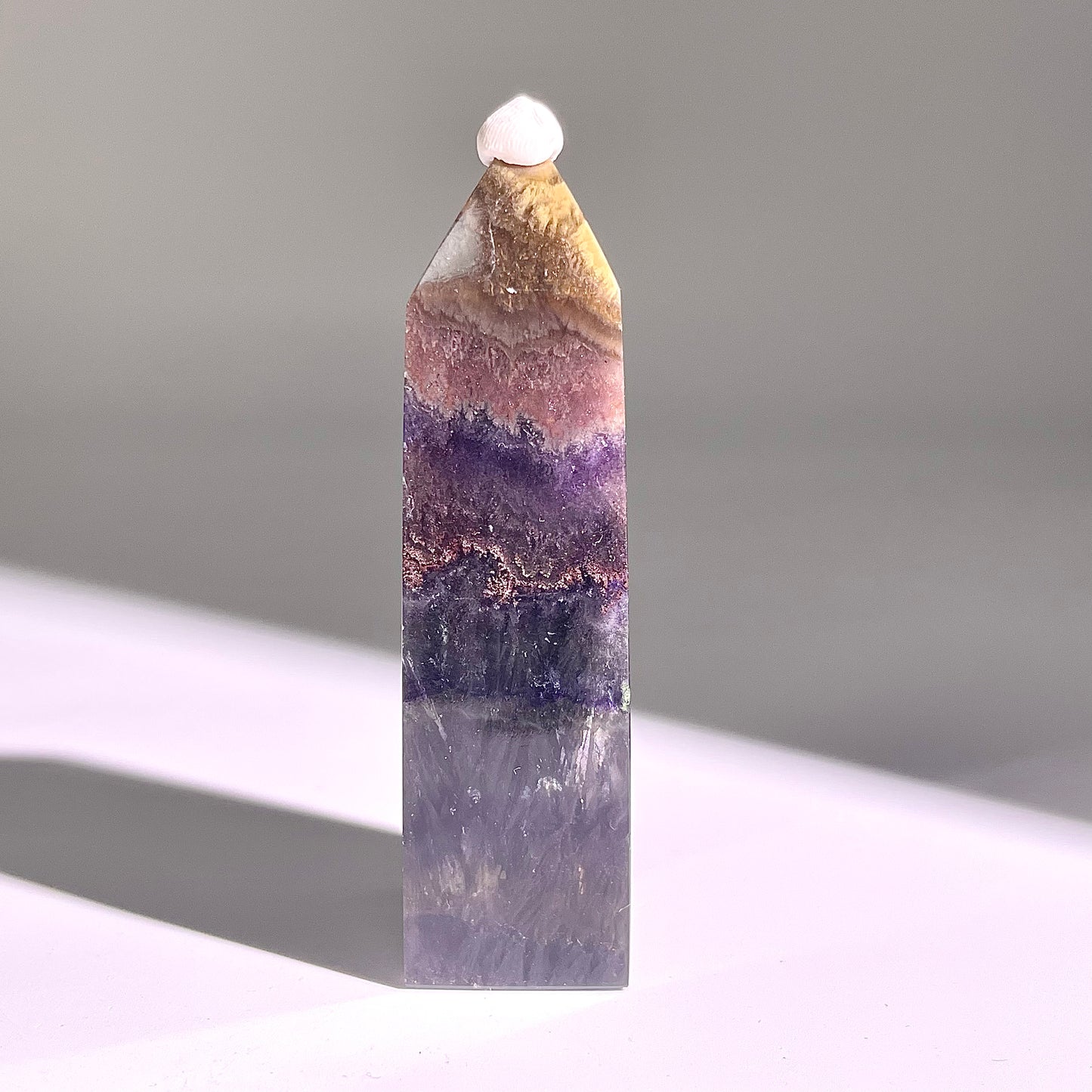 B701◇極光蛍石 ピラー◇64×15×10mm◇天然石・鉱物・パワーストーン