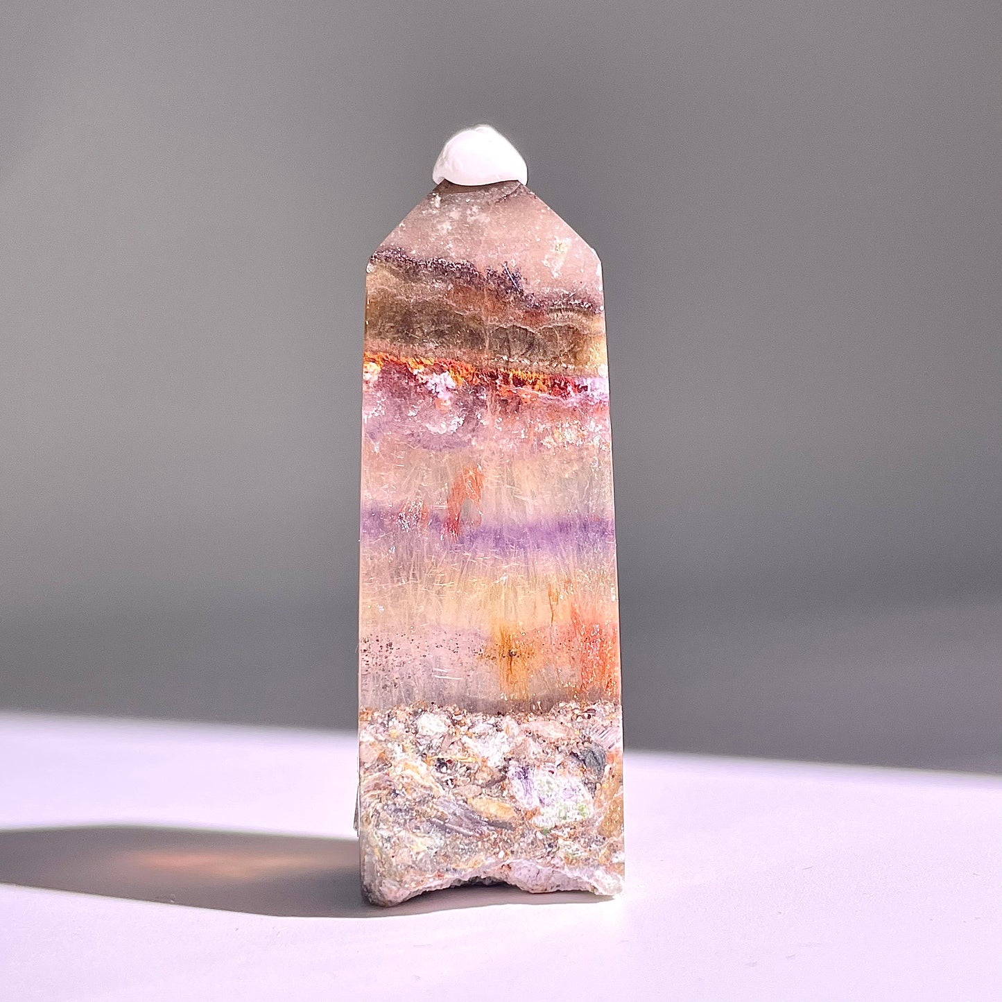 B708◇極光蛍石 ピラー◇56×12×8mm◇天然石・鉱物・パワーストーン