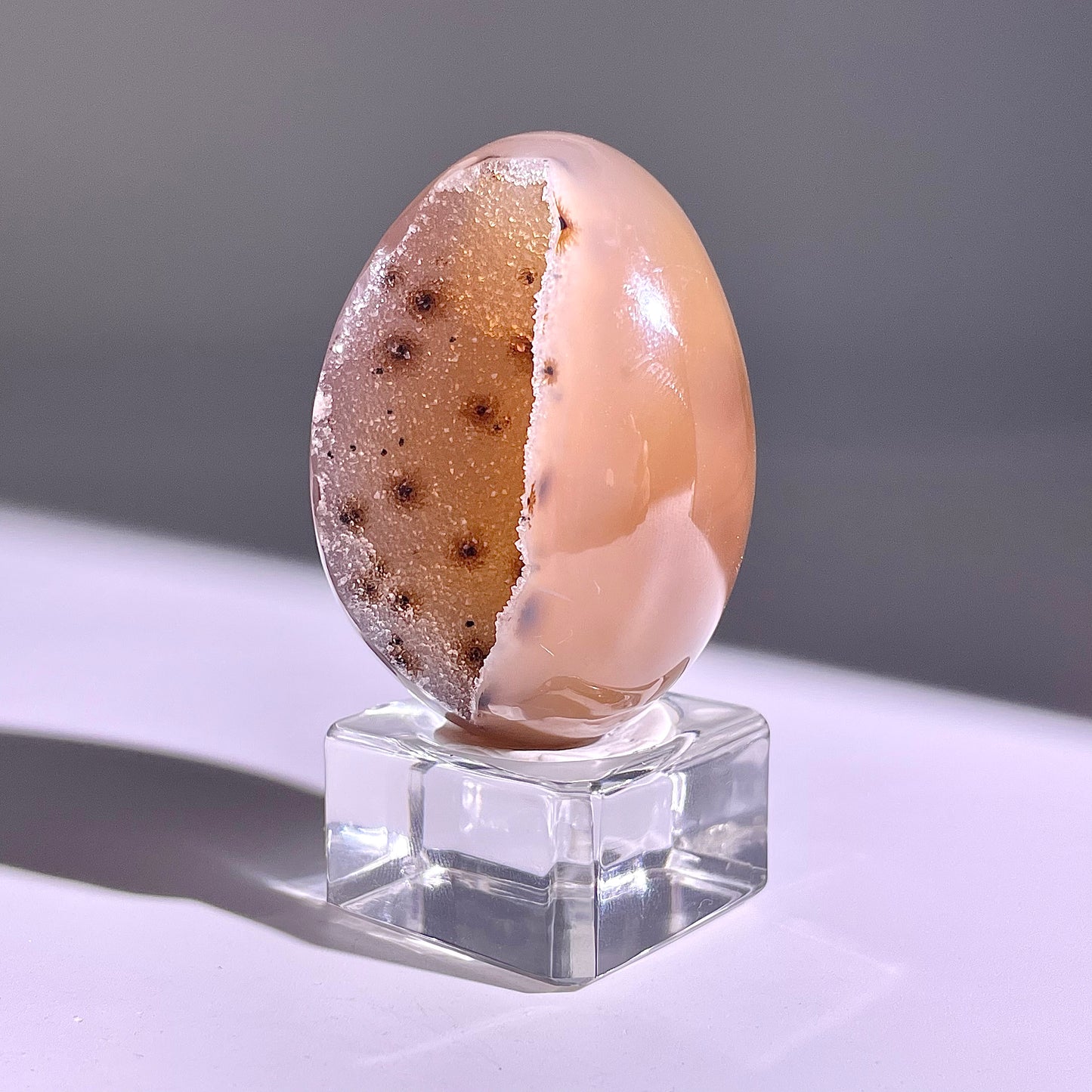 B773◇彩晶マシュマロ エッグ◇51×38×30mm◇天然石・鉱物・パワーストーン