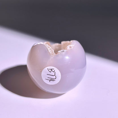 B774◇彩晶マシュマロ エッグ◇46×34×28mm◇天然石・鉱物・パワーストーン
