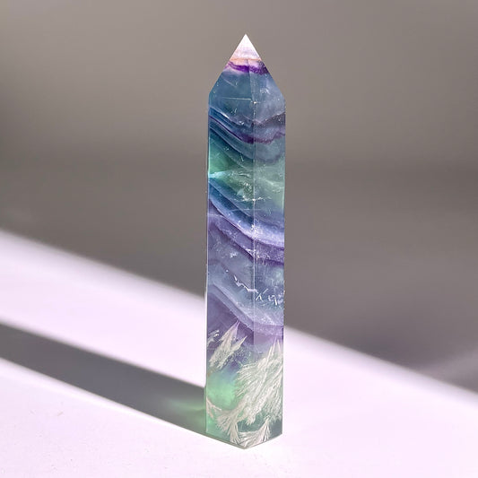 B792◇フェザー フローライト ピラー◇96×25×19mm◇天然石・鉱物・パワーストーン