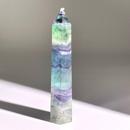 B795◇フェザー フローライト ピラー◇111×23×22mm◇天然石・鉱物・パワーストーン