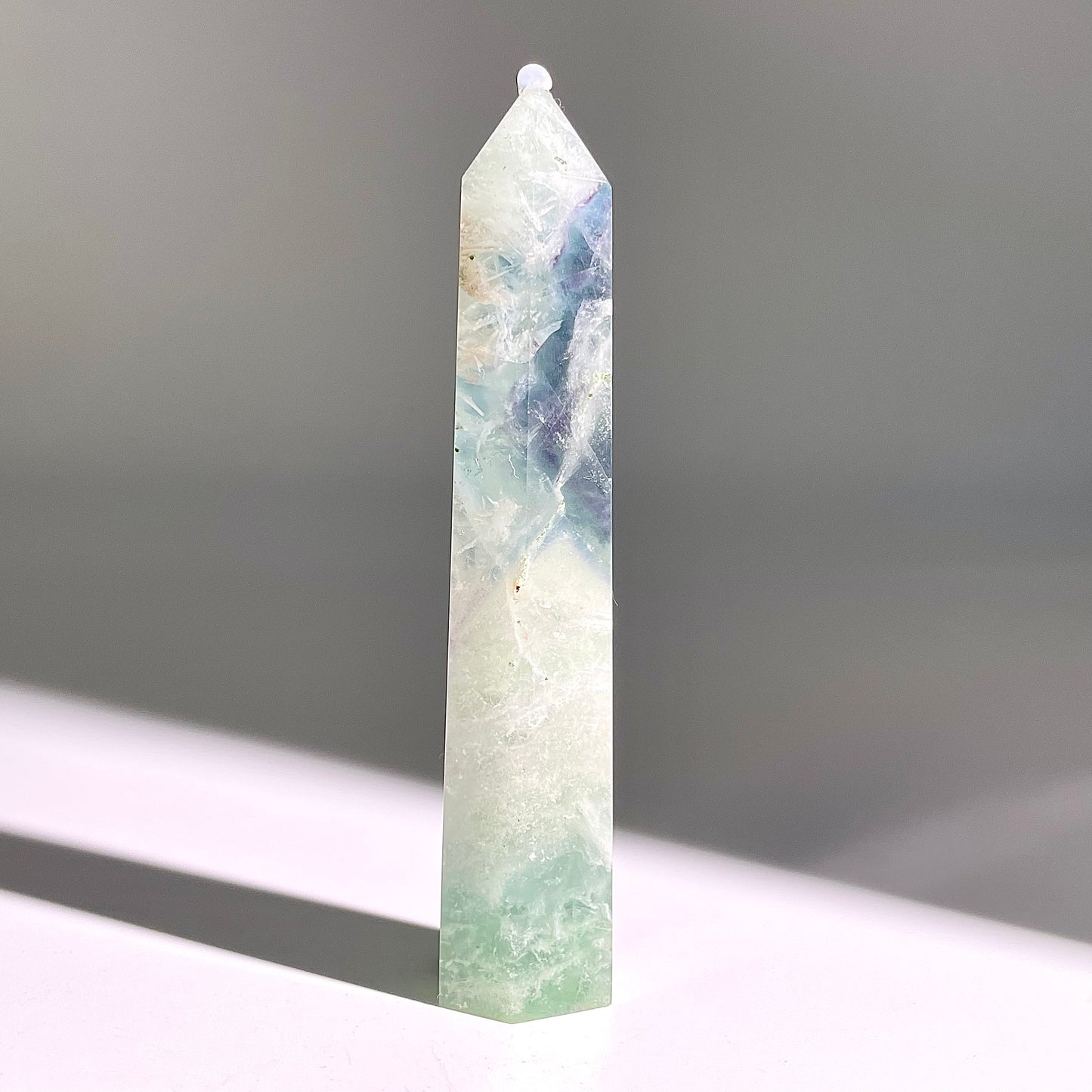 B812◇フェザー フローライト ピラー◇94×20×18mm◇天然石・鉱物・パワーストーン