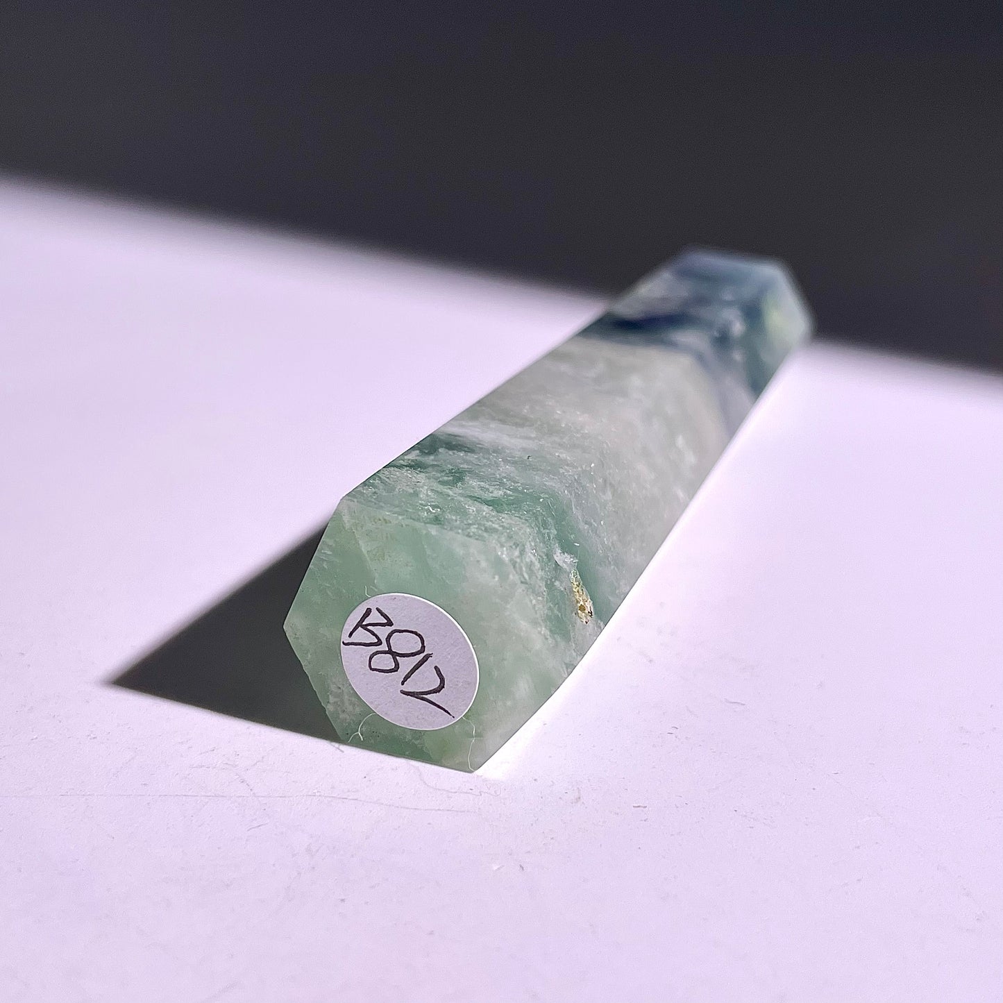 B812◇フェザー フローライト ピラー◇94×20×18mm◇天然石・鉱物・パワーストーン