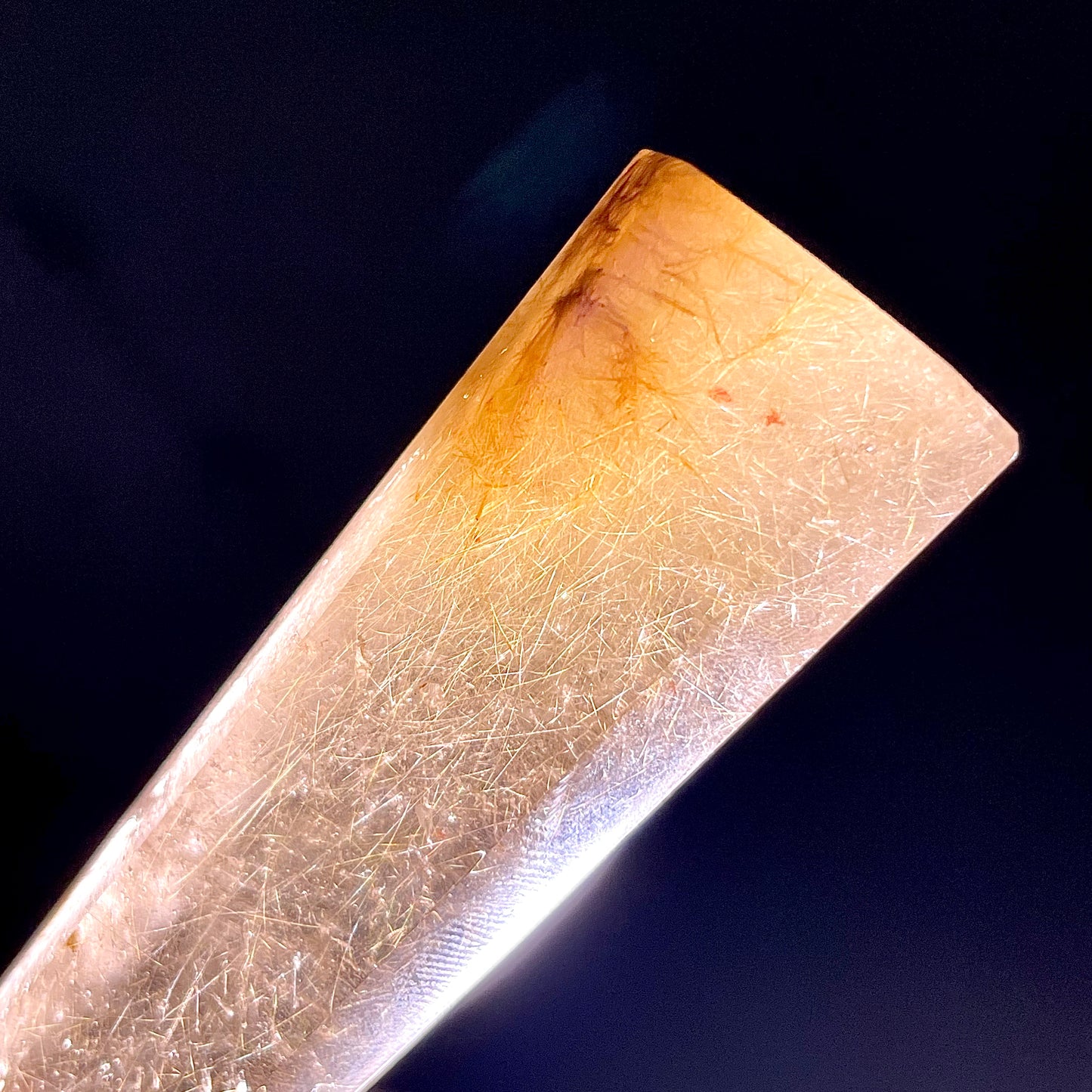 B817◇ルチルクォーツ ピラー◇84×22×14mm◇天然石・鉱物・パワーストーン