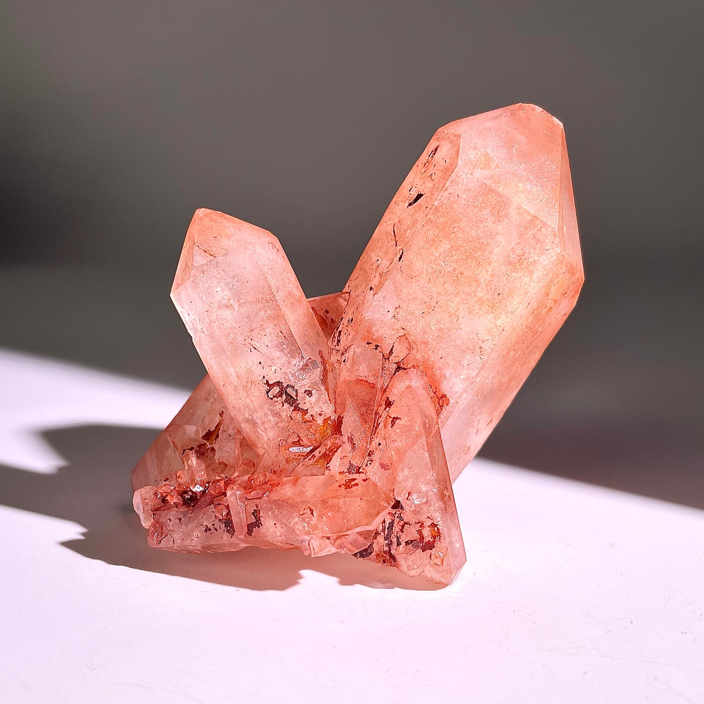 A402◇レッドクリスタル  クラスター◇102×65×47mm◇天然石・鉱物・パワーストーン