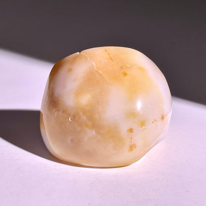 B832◇彩晶マシュマロ エッグ◇34×33×29mm◇天然石・鉱物・パワーストーン