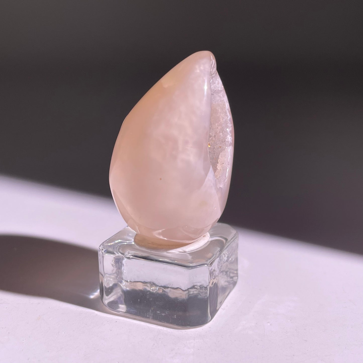 B851◇彩晶マシュマロ エッグ◇40×27×24mm◇天然石・鉱物・パワーストーン