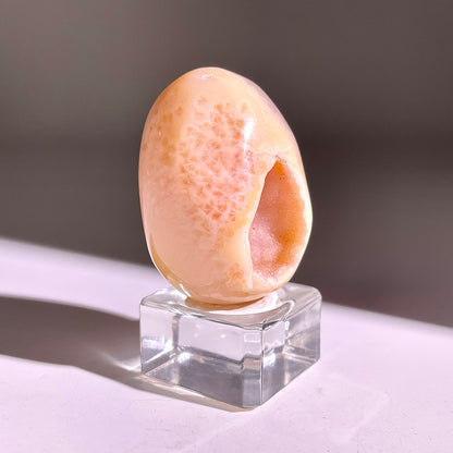 B855◇彩晶マシュマロ エッグ◇47×33×34mm◇天然石・鉱物・パワーストーン