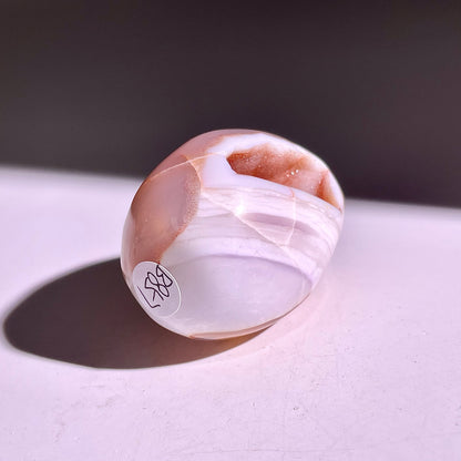 B857◇彩晶マシュマロ エッグ◇45×33×34mm◇天然石・鉱物・パワーストーン